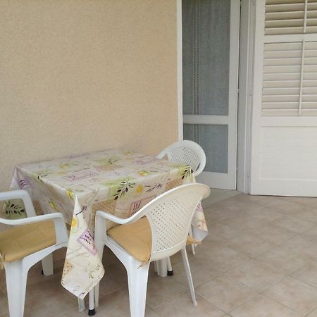 Apartment Biserka Barbat na Rabu Exterior photo